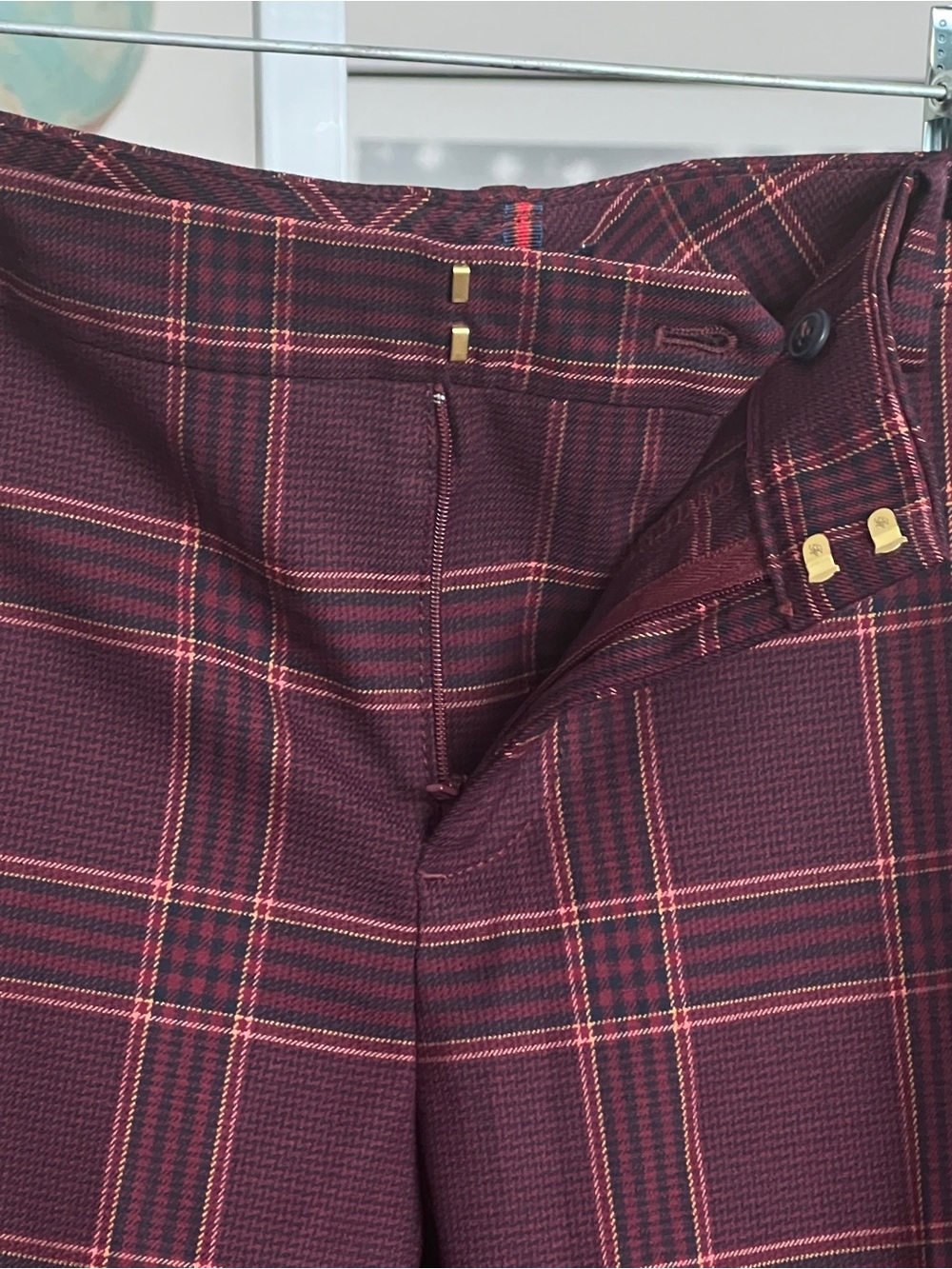 Tommy Hilfiger Plaid Preppy Hipster Pants Office School Holiday Burgundy SZ 10 - Picture 5 of 8